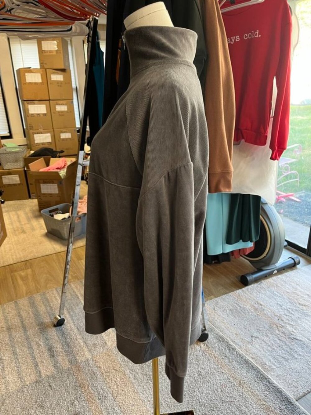 3/$20 Bundle 🌈Wild Fable Gray Velour Quarter Zip Oversized Sweatshirt L - Picture 4 of 12